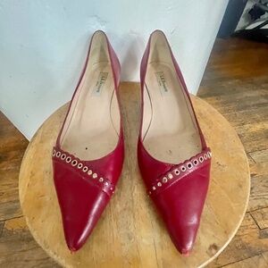 LK BENNET BURGUNDY KITTEN HEELS
